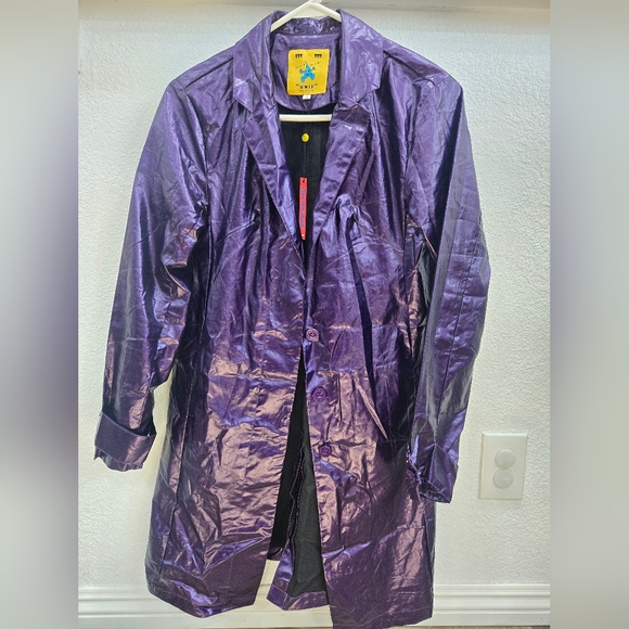 Jacket - Picture 8 of 11